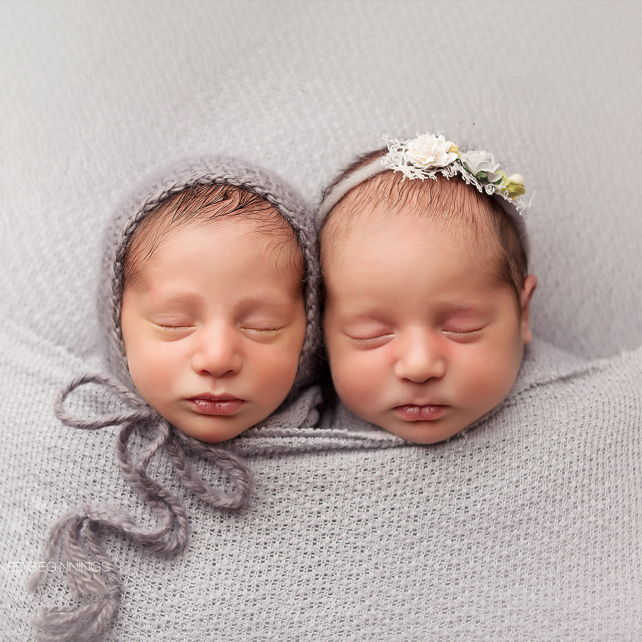 Newborn Studio: Twins